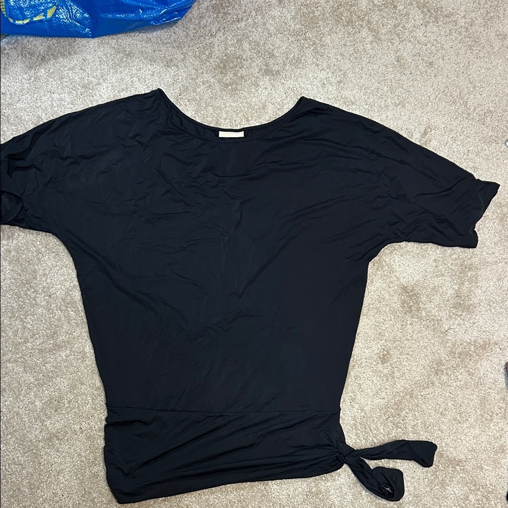 Michael Kors Black Short Sleeve Tie-Waist Top